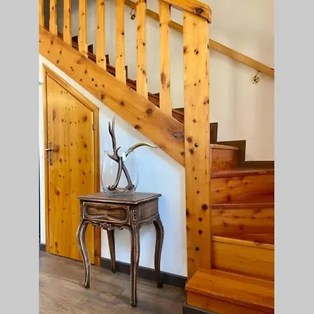 Tabla - Confort Ed Eleganza A 100 Mt Dagli Impianti